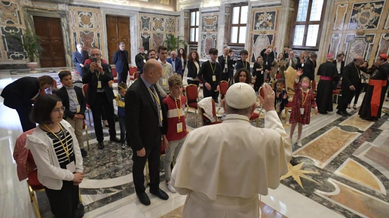 El Papa Francisco se reunió con la Asociación Meter.