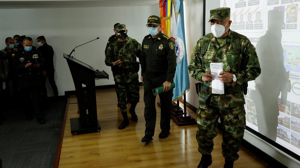 Rueda de prensa de Policía y Ejército sobre reclutamiento de mercenarios en Colombia.