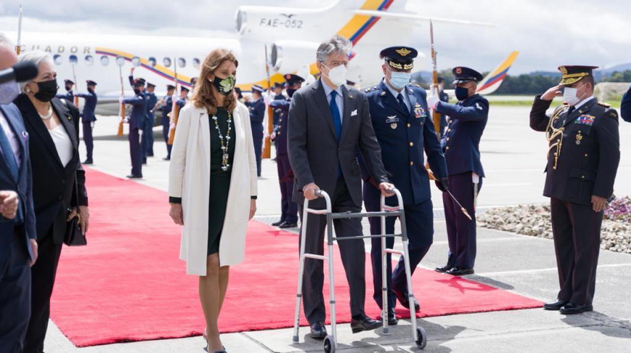 El Presidente de Ecuador Guillermo Lasso, a su llegada a Bogotá.