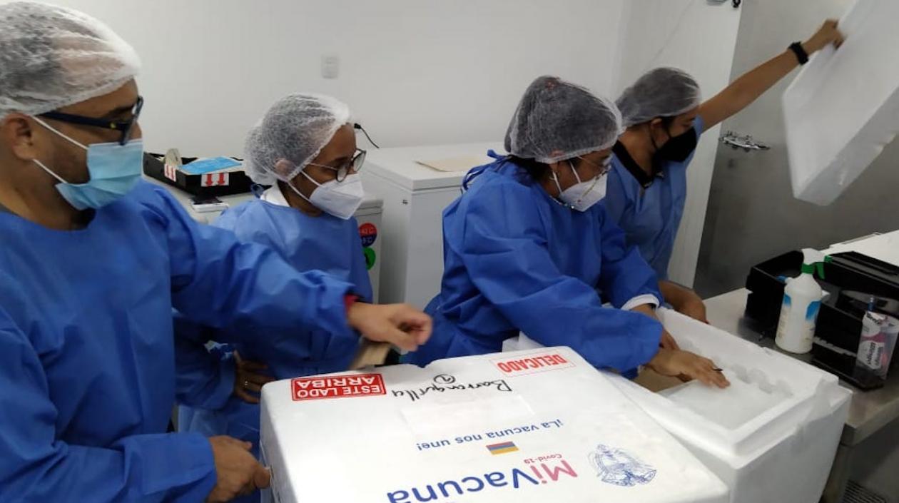 Llegaron las primeras vacunas de Moderna para el Covid-19 a Barranquilla.