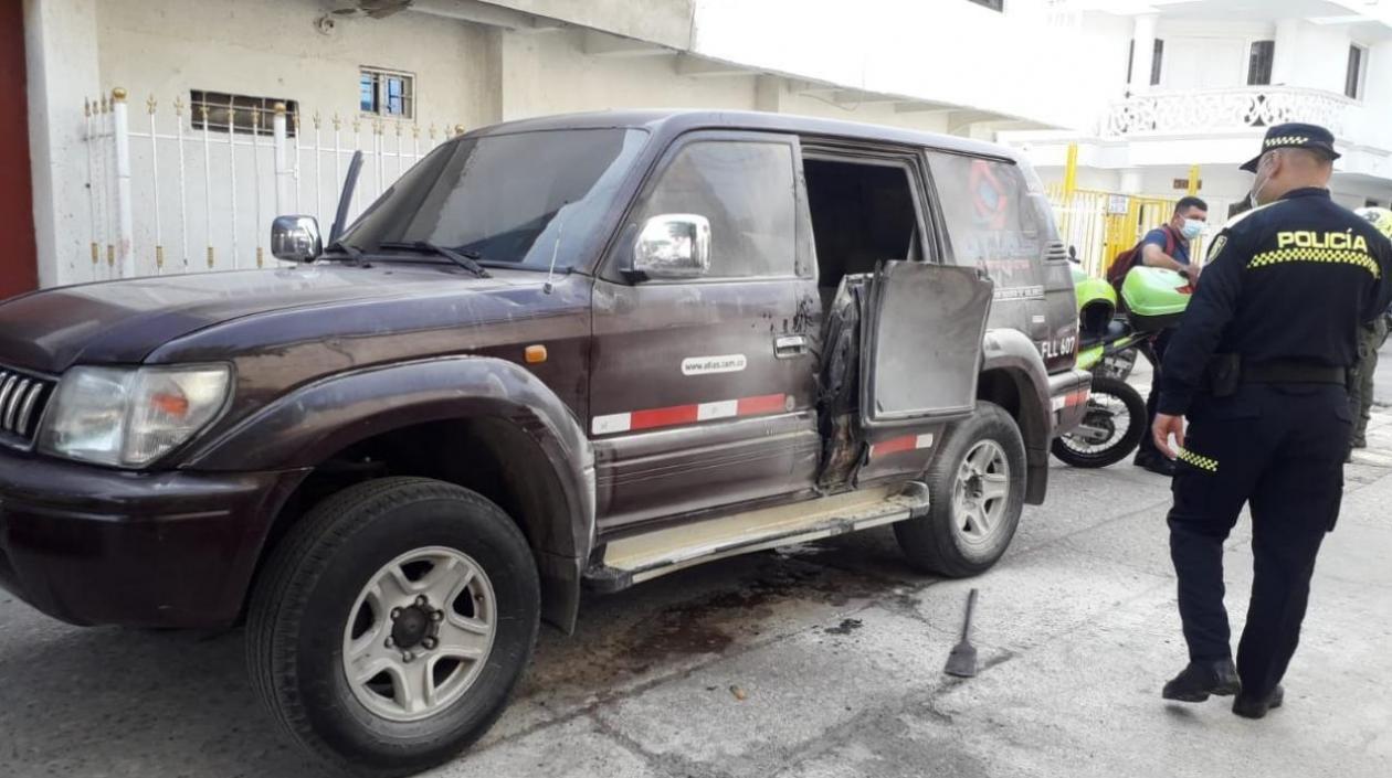 Camión de valores que fue asaltado por siete delincuentes en Cartagena. 