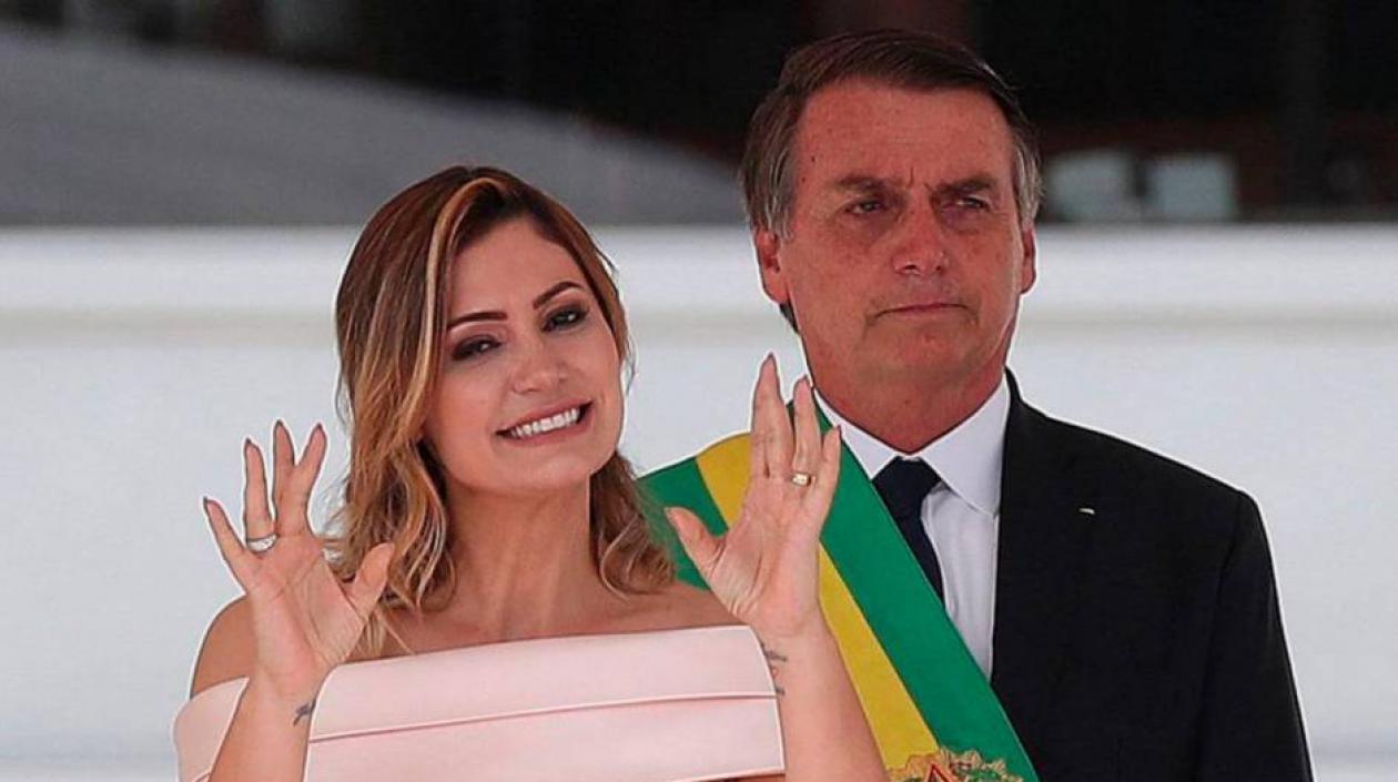 Michelle Bolsonaro y Jair Bolsonaro.