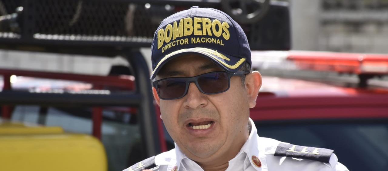 Charles Benavides, director Nacional de Bomberos
