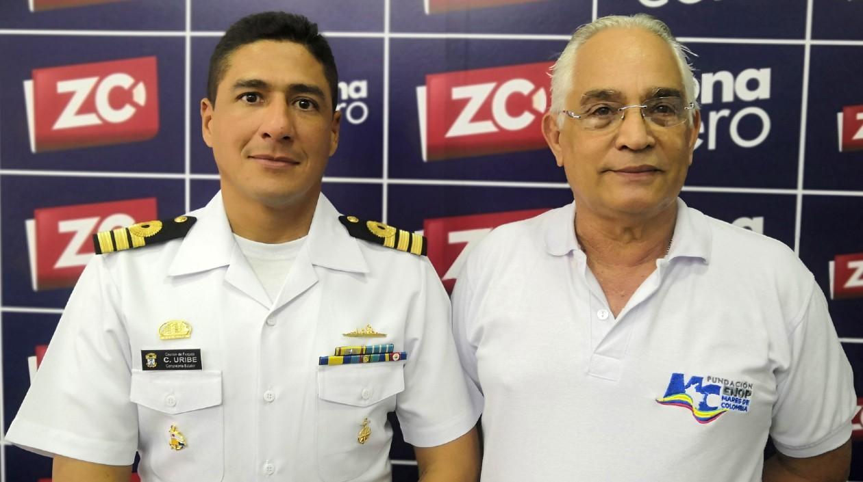 Los capitanes Carlos Uribe y Javier Rodríguez. 