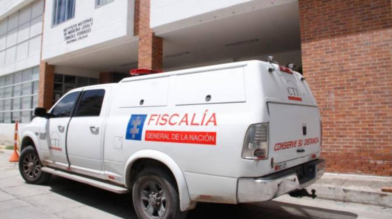 El cuerpo de la mujer fue llevado por el CTI de la Fiscalía a Medicina Legal, en Cartagena. 