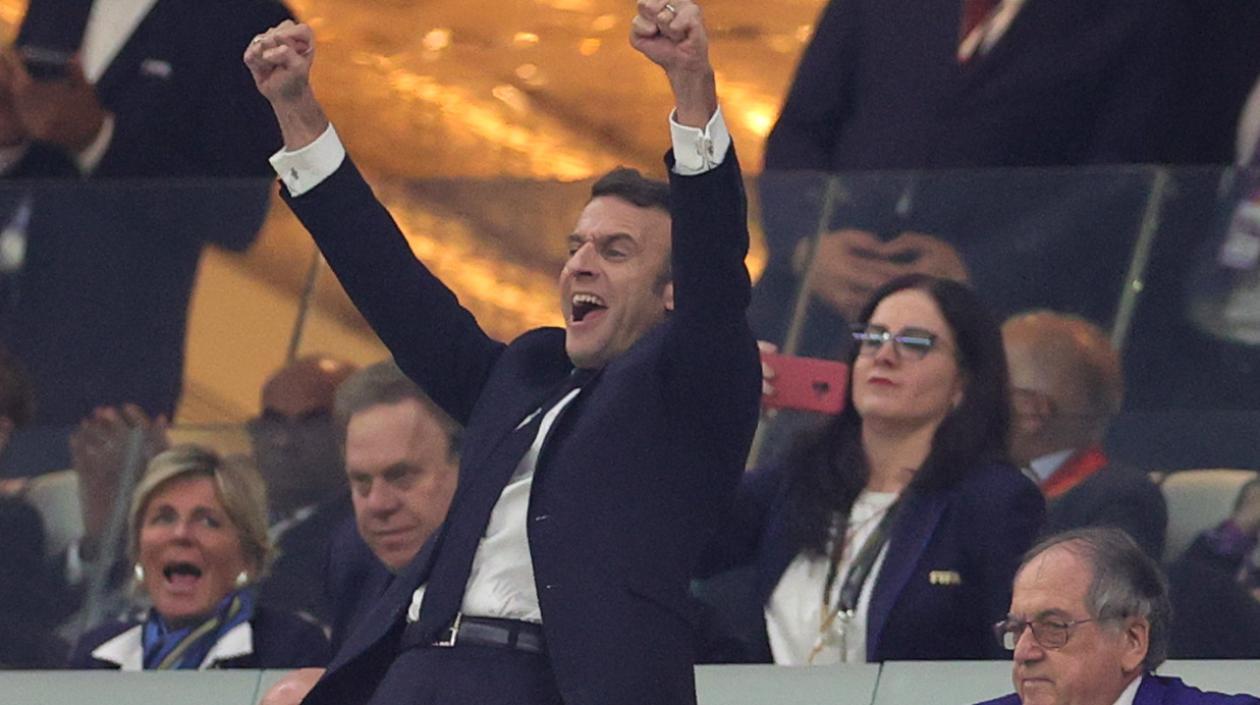 Emmanuel Macron celebra uno de los goles de Francia.