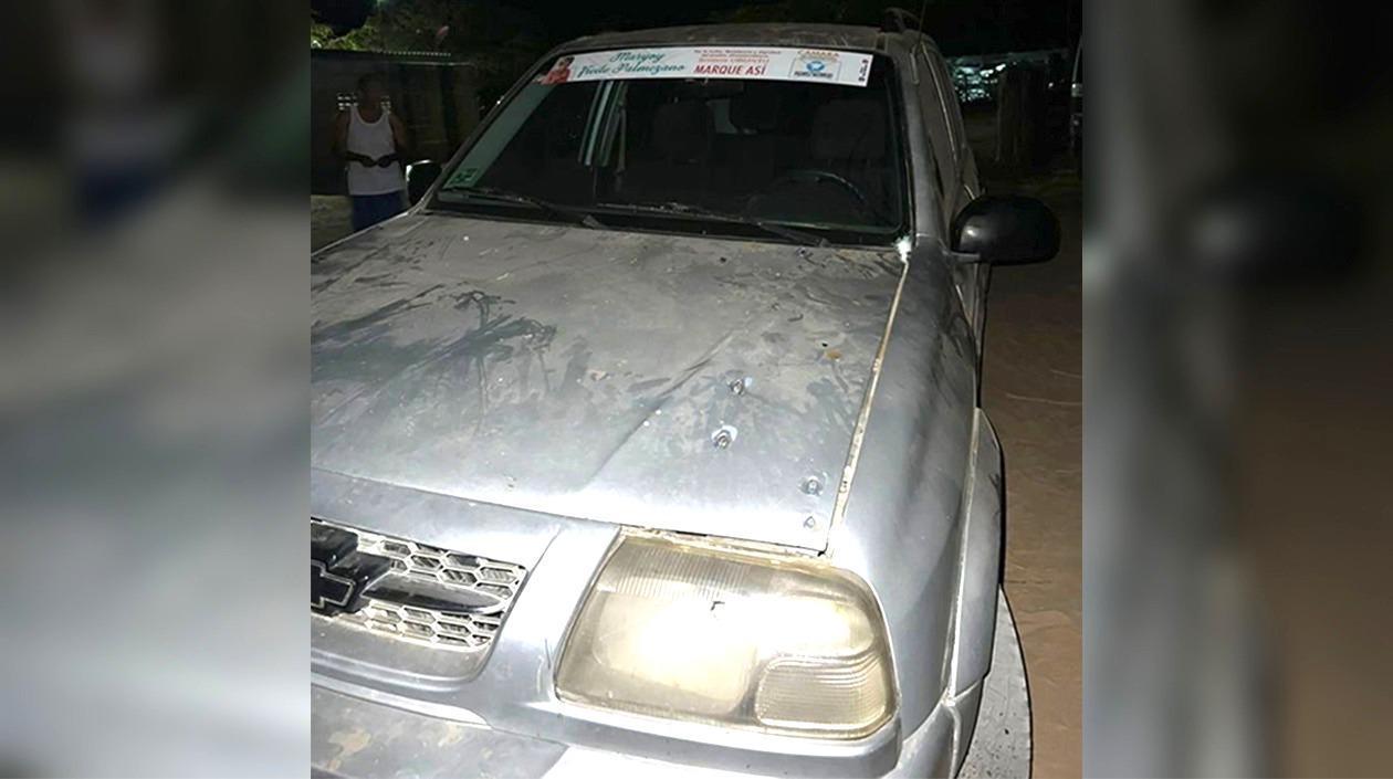 Imagen del vehículo atacado.