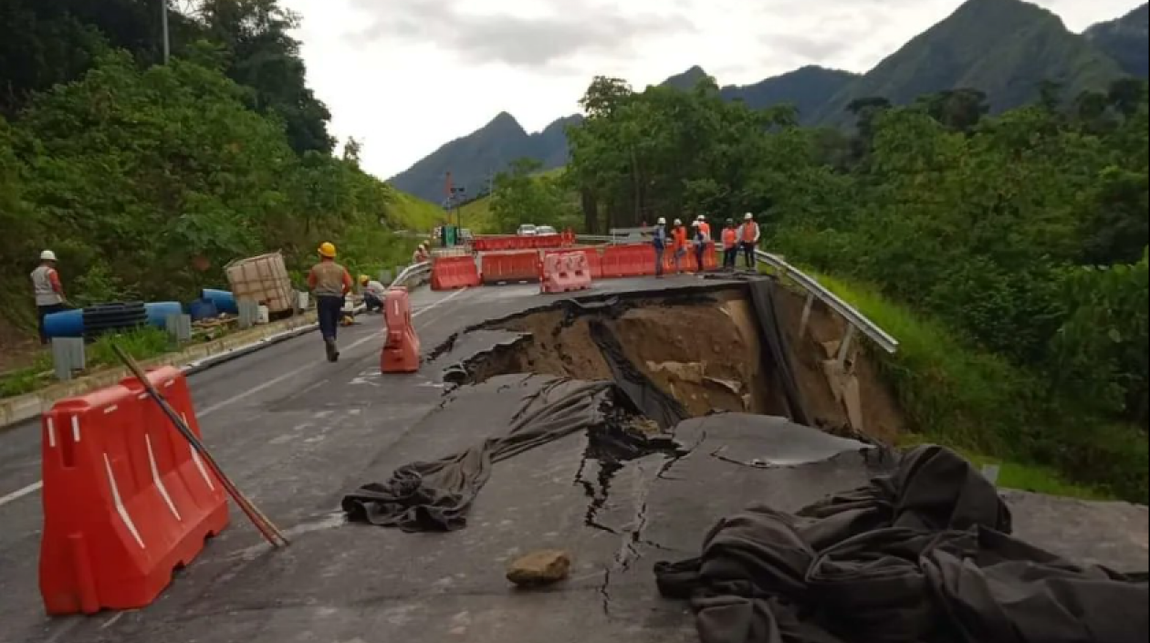 Colapso de la vía Bucaramanga - Barrancabermeja.