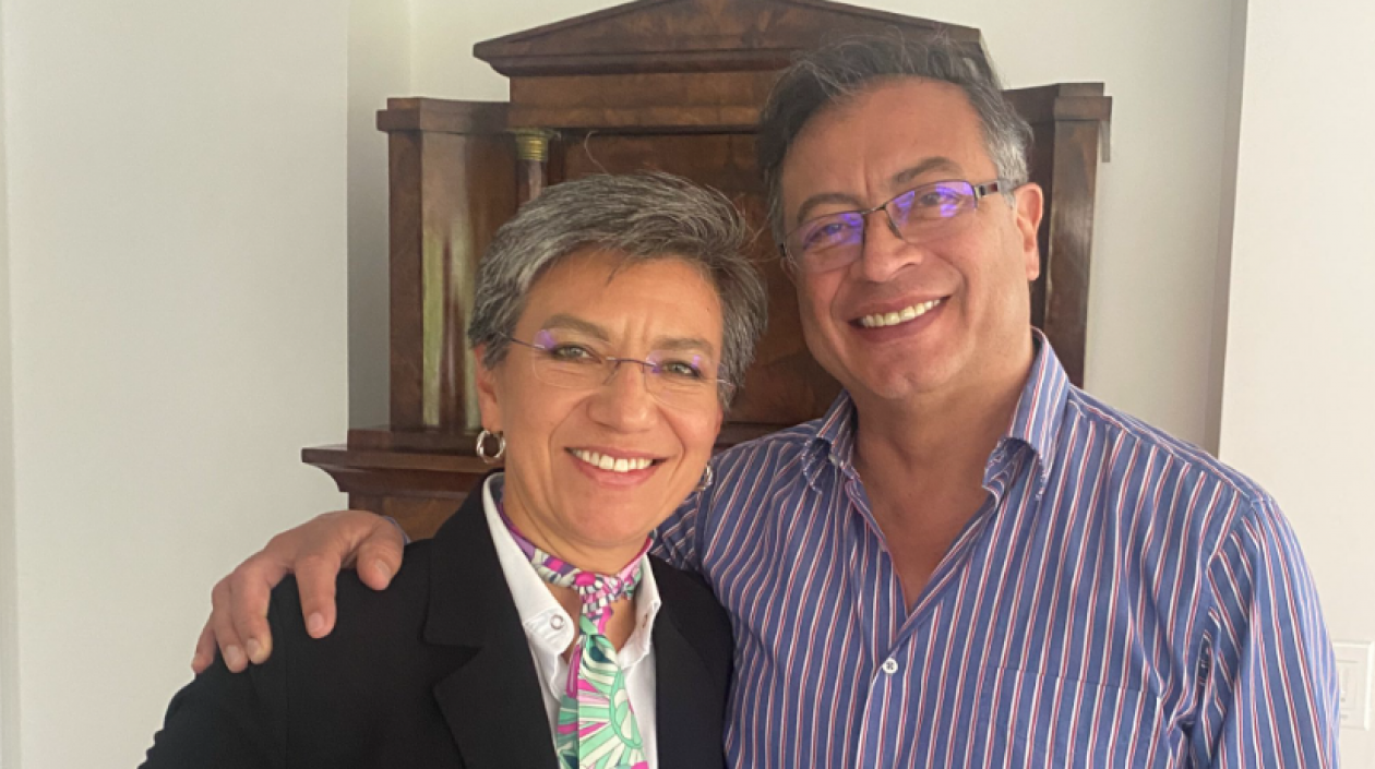 El presidente electo de Colombia, Gustavo Petro, y la alcaldesa de Bogotá, Claudia López. 