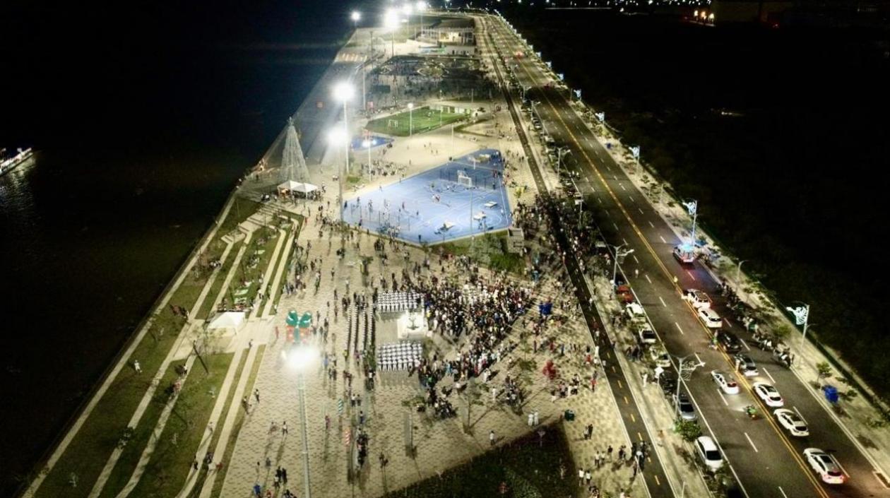 Imagen aérea del Gran Malecón del Río.