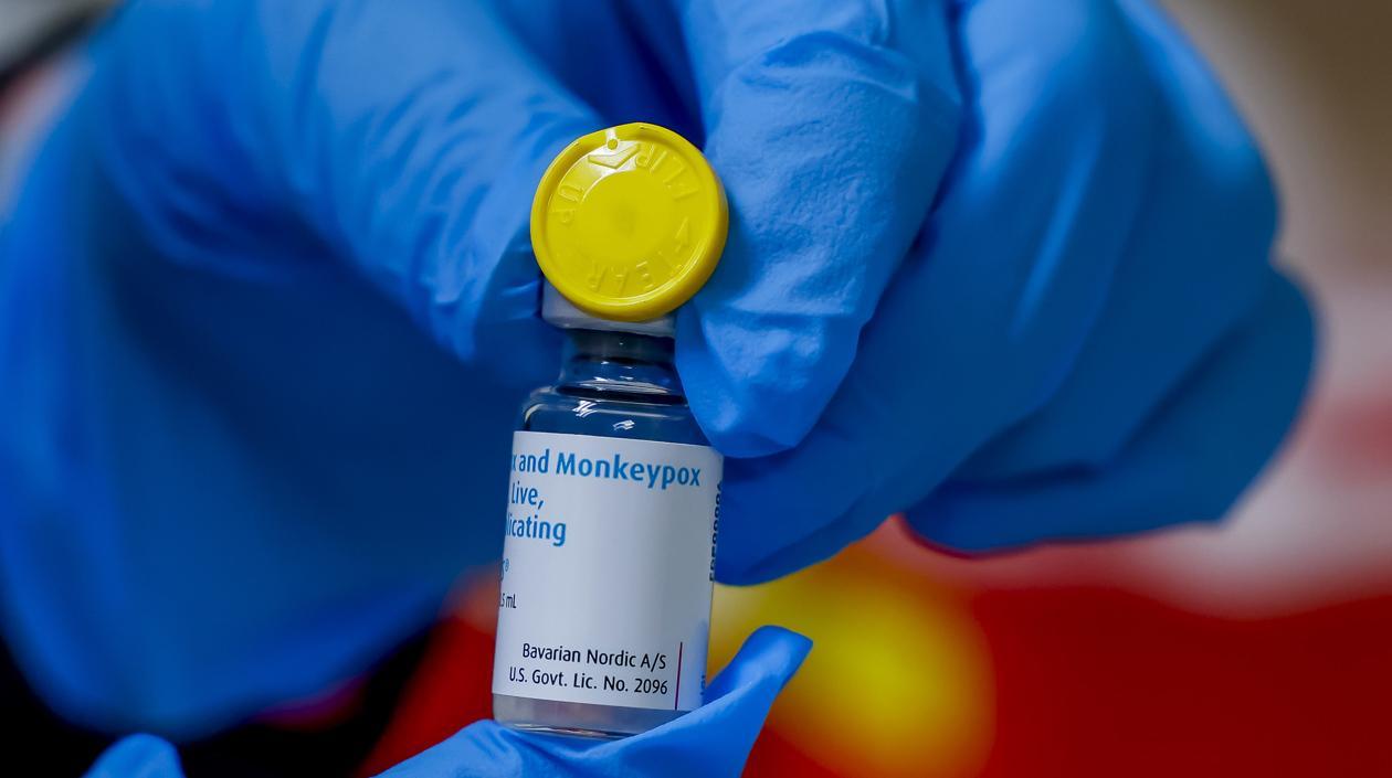 Dosis de una vacuna contra la viruela del mono.