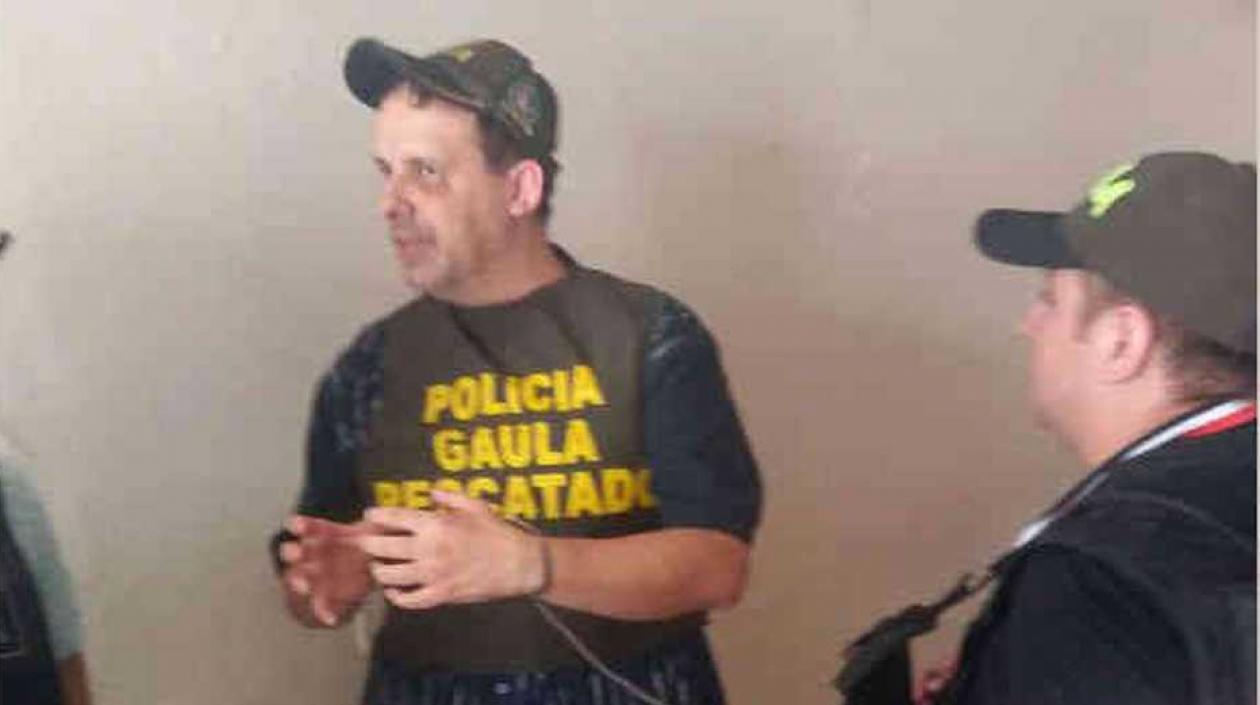 El juez Benny Osorio Mejía cuando fue rescatado por el Gaula de la Policía. 
