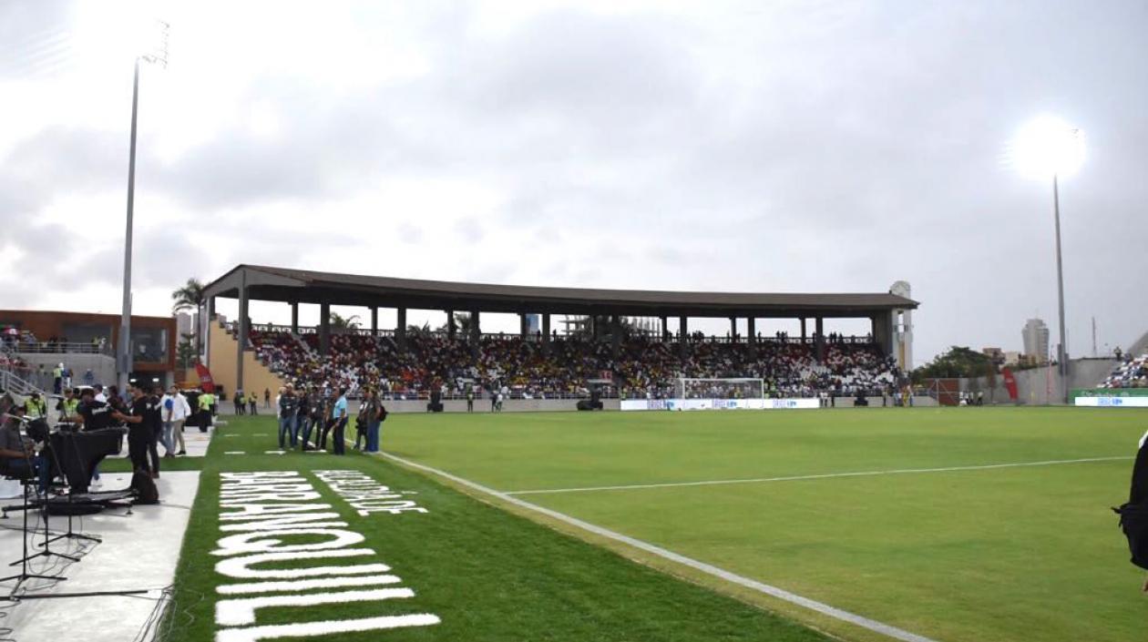 Estadio Romelio Martínez. 