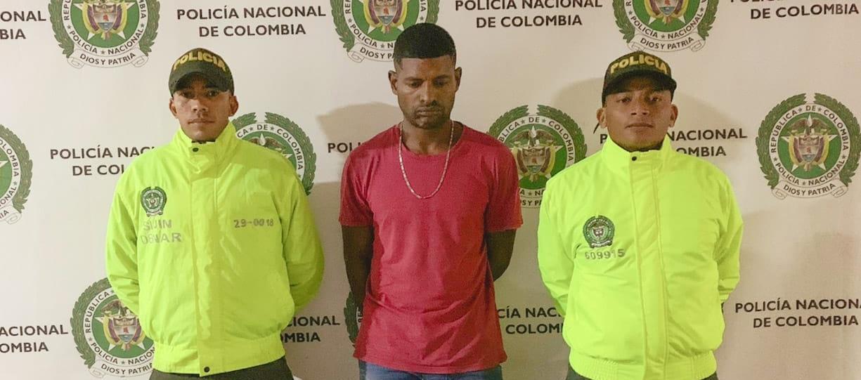 Jonathan Ávila Mediano capturado por la Policía.
