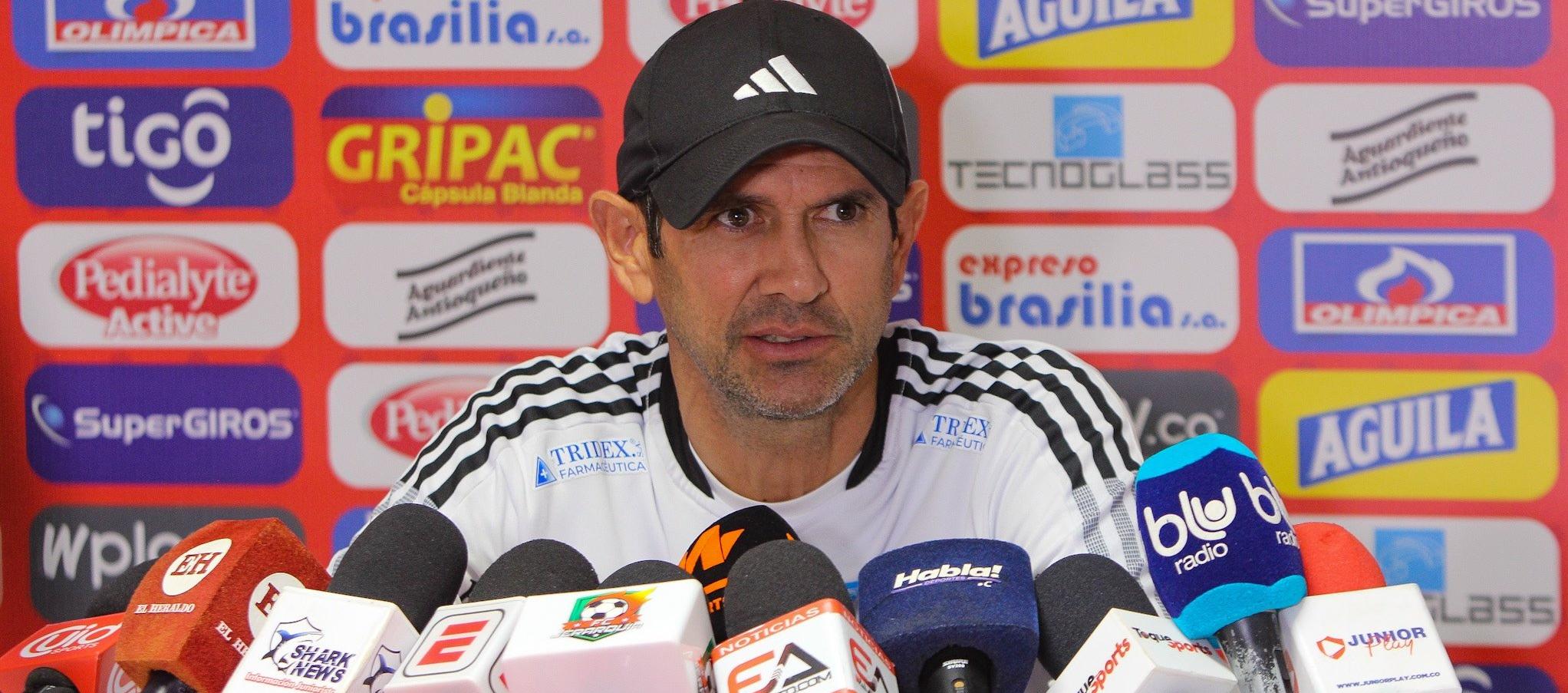 Arturo Reyes, director técnico del Junior. 