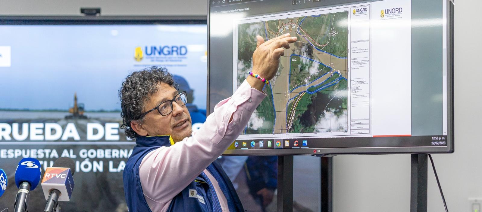 Javier Pava, director de la Unidad Nacional para la Gestión del Riesgo de Desastres, explica el nuevo cronograma para La Mojana.