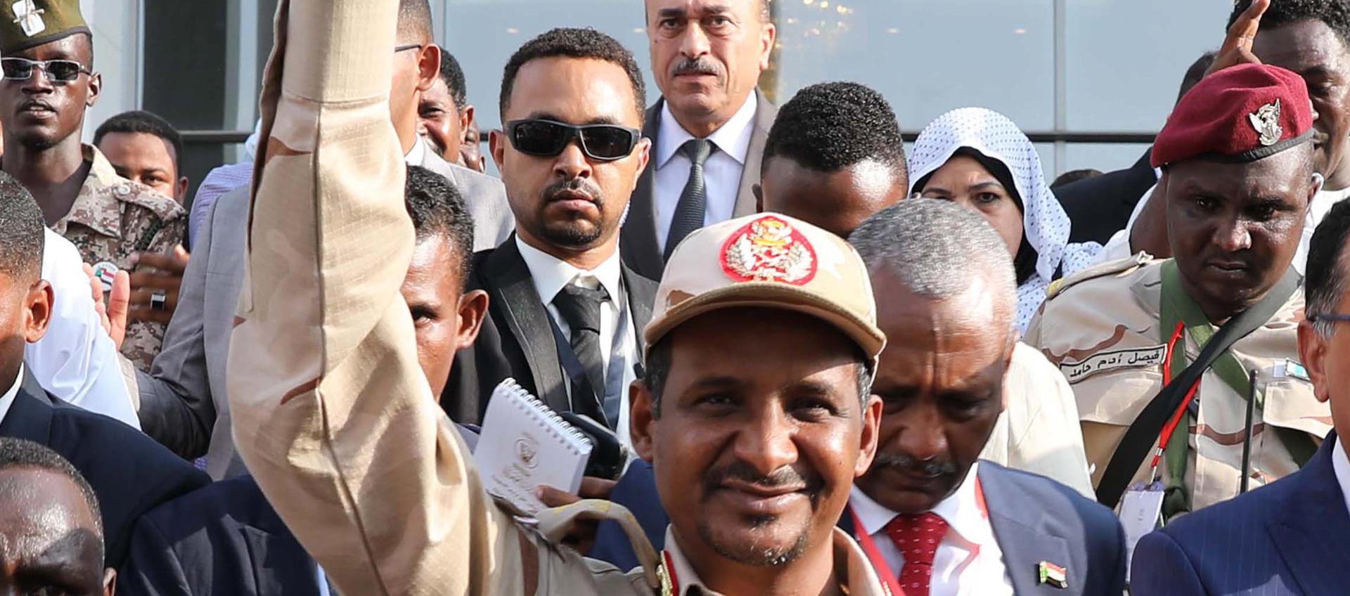 El líder de la organización paramilitar sudanesa Fuerzas de Apoyo Rápido (FAR), Mohamed Hamdan Dagalo