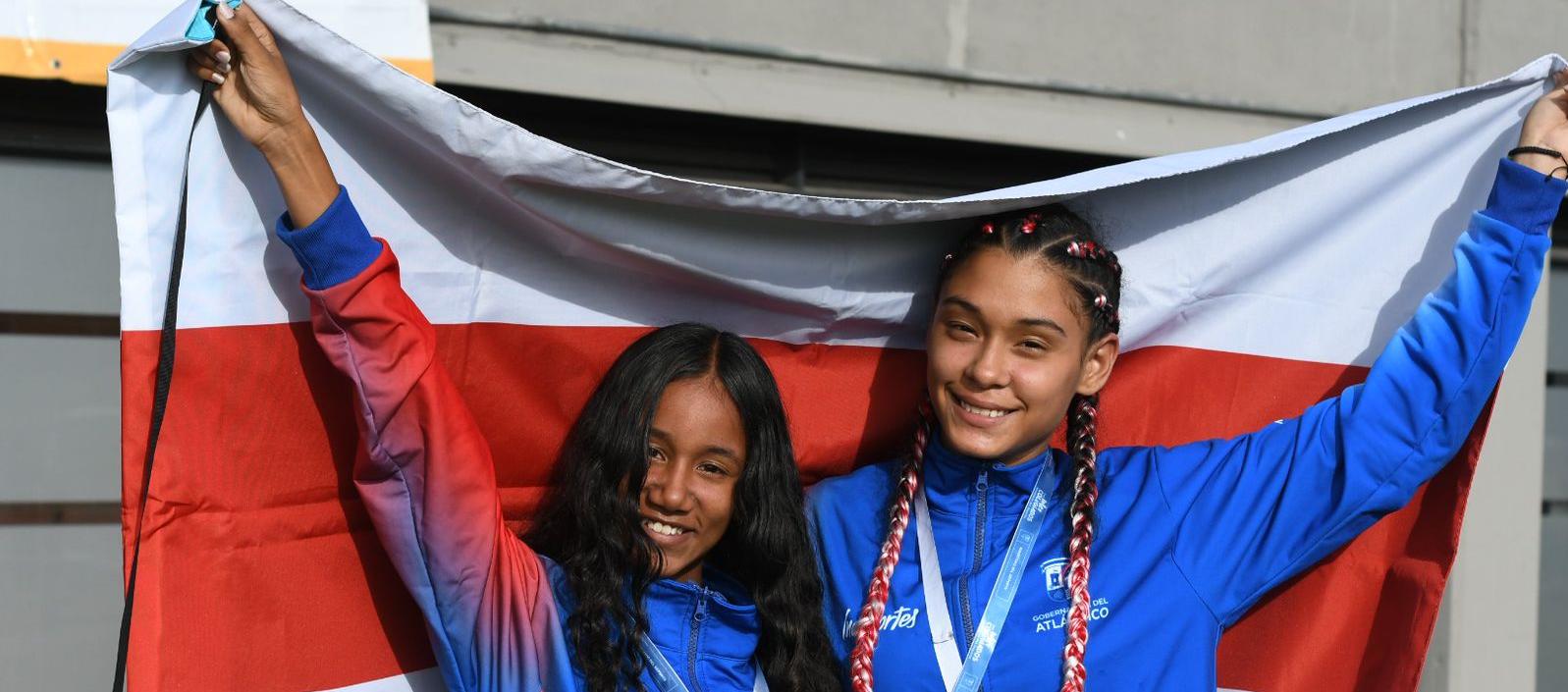 Laura Alcalá y Samantha Peñuela, oro y bronce en atletismo.
