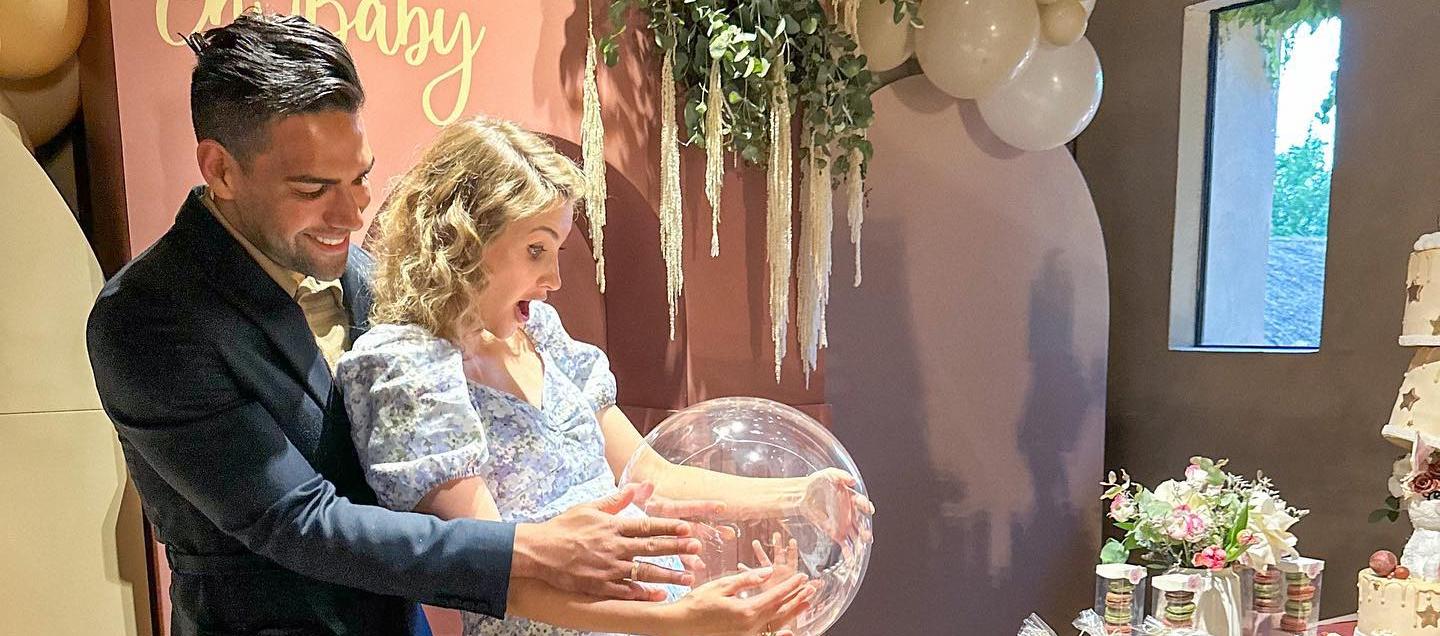 Falcao y Lorelei durante el baby shower. 