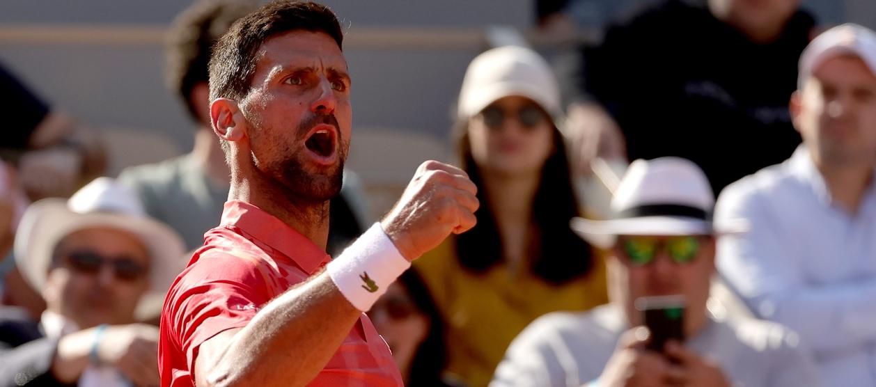 Novak Djokovic busca su tercer título en Roland Garros. 