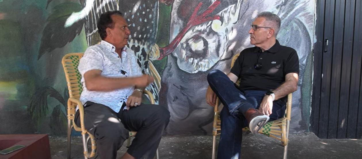 El director de Sucesos, Jorge Cura, en entrevista con el alcalde de Villanueva, Alberto 'Beto' Barros
