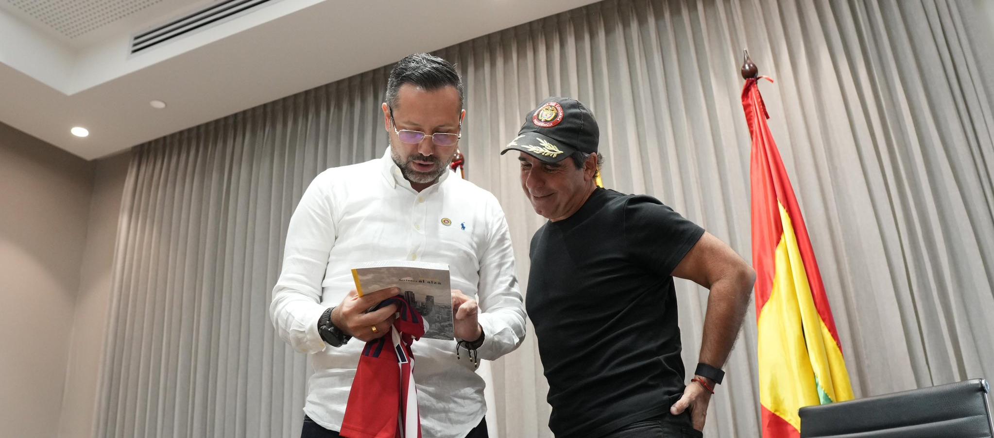 Alcalde de Bucaramanga, Jaime Andrés Beltrán, y Alejandro Char.