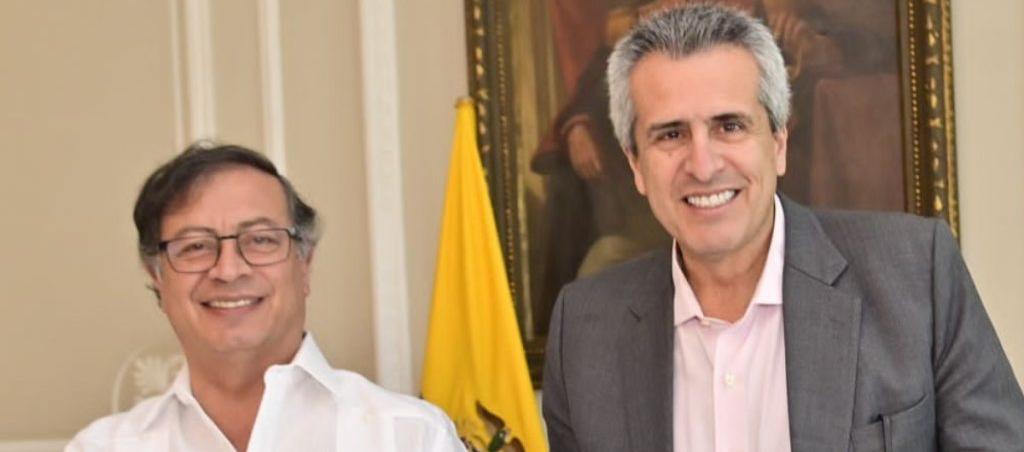 Gustavo Petro y el ministro del Interior, Luis Fernando Velasco.