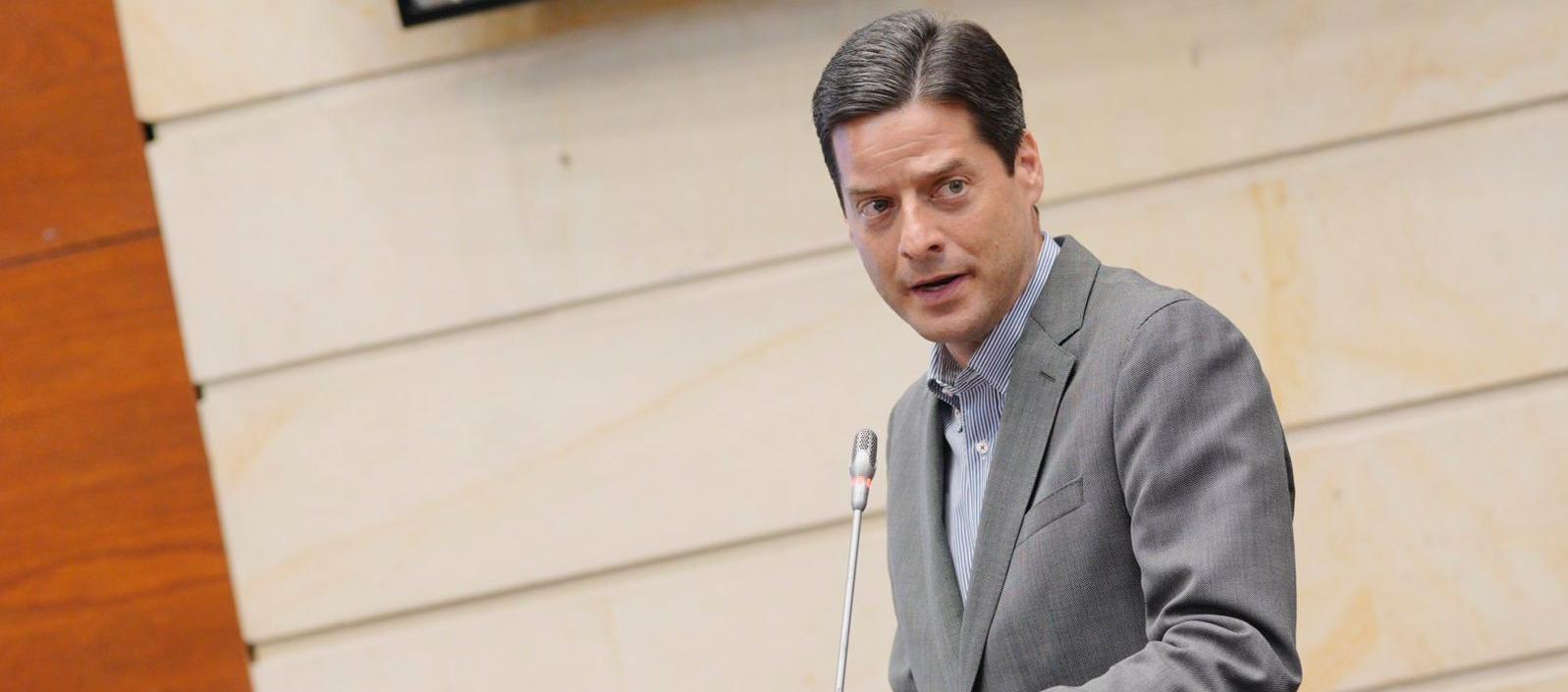 Mauricio Gómez, senador liberal. 
