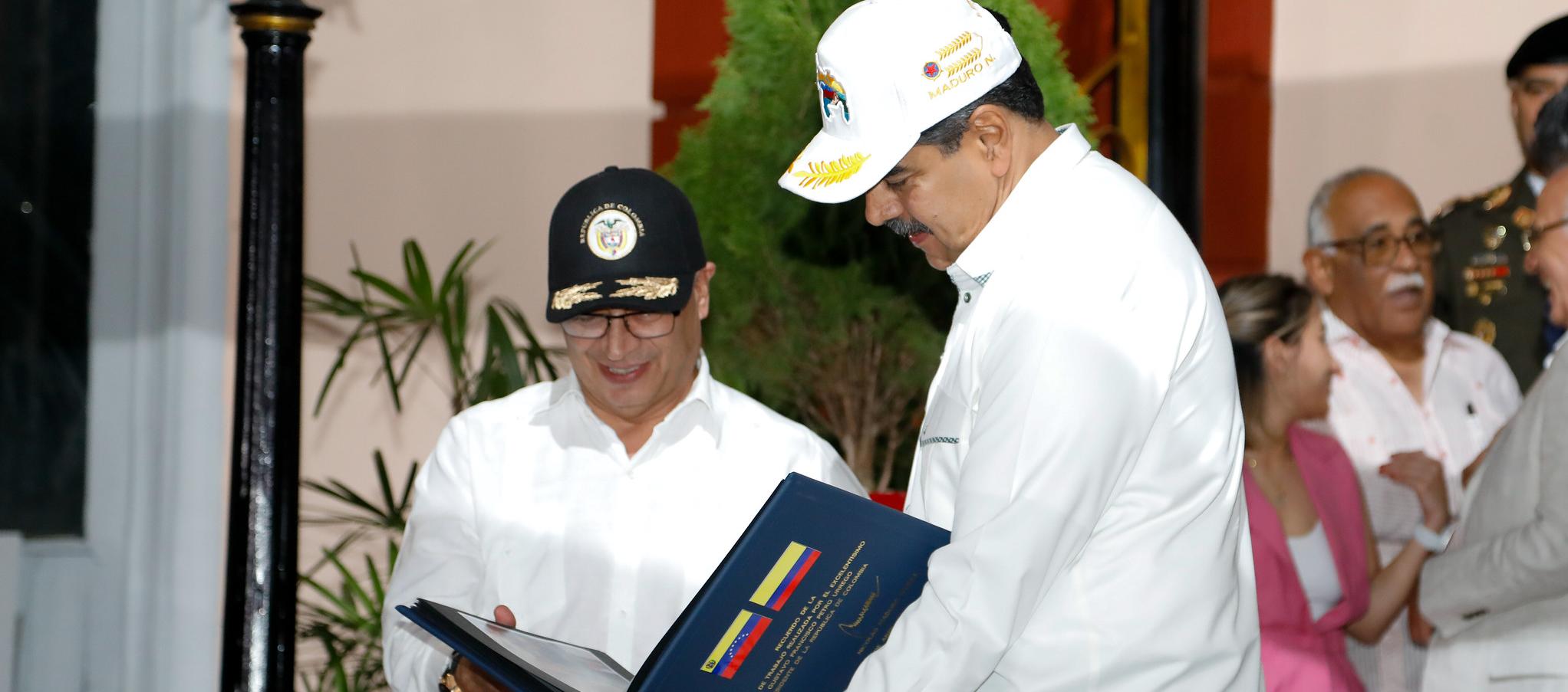 El Presidente Petro y el mandatario de Venezuela, Nicolás Maduro.