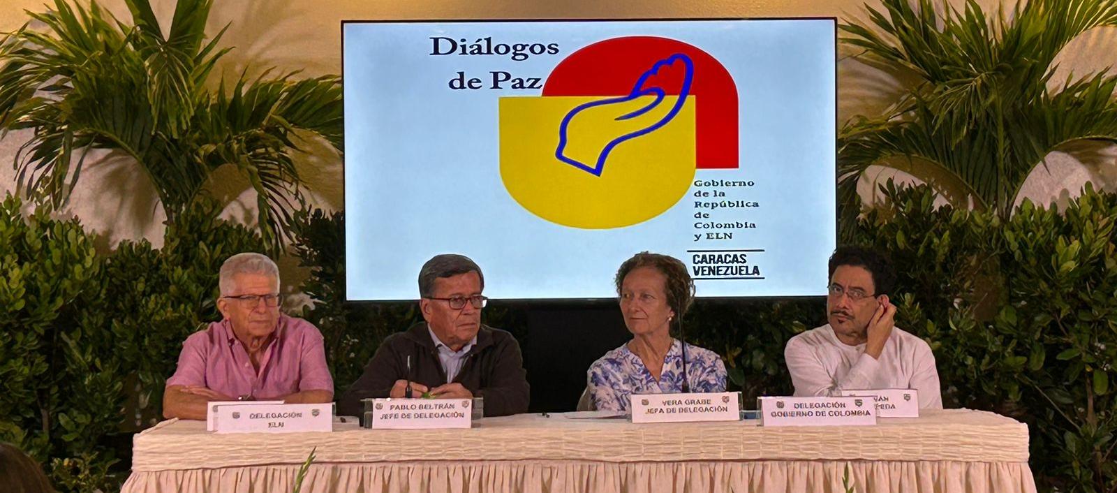 Delegados del Gobierno Nacional y del ELN este sábado en Caracas