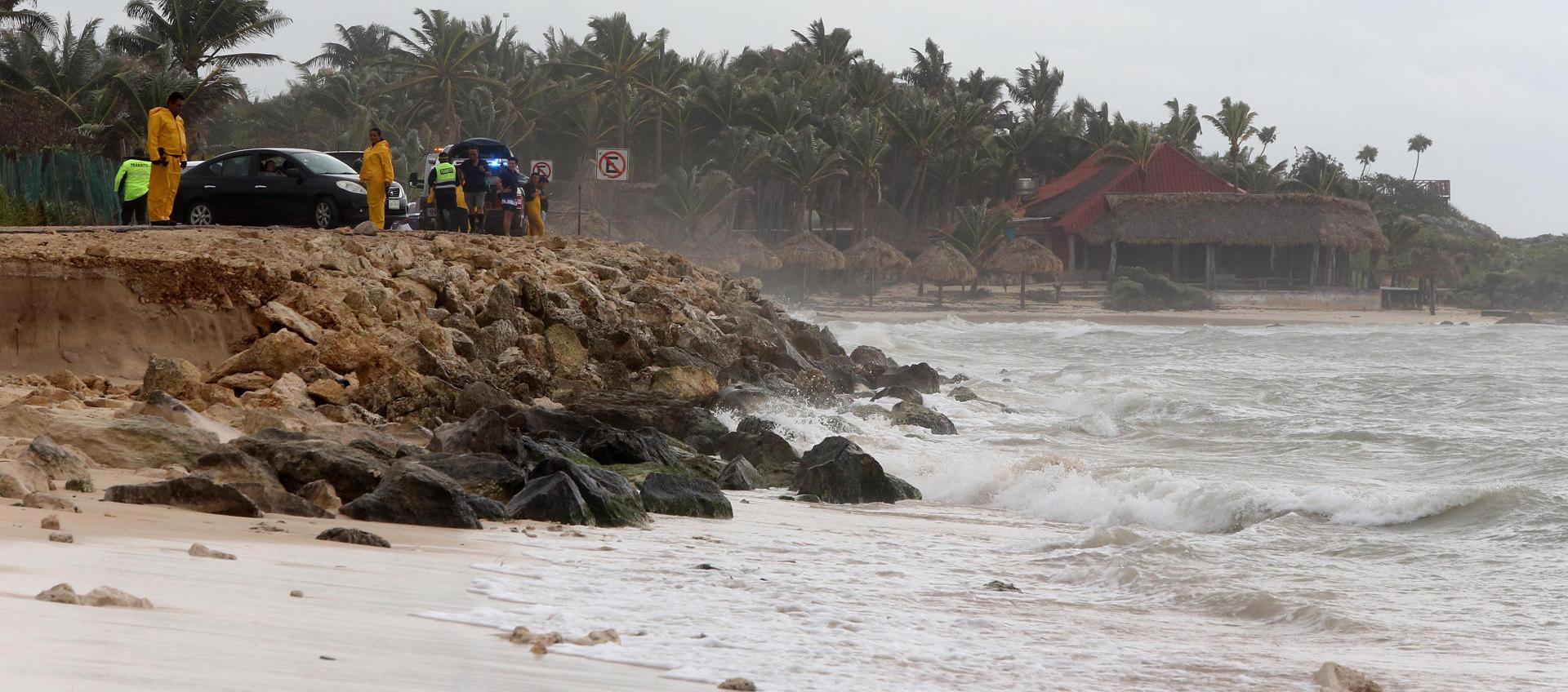 Playas en alerta ante la tormenta tropical.