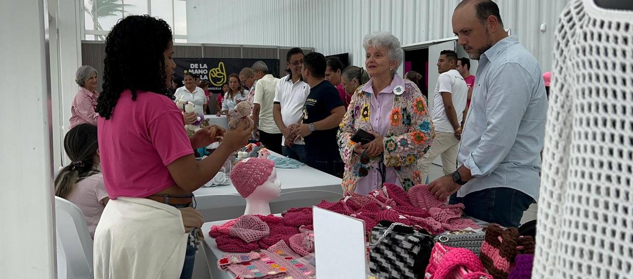 La directora del 'Club de tejedoras' Merce Botero.