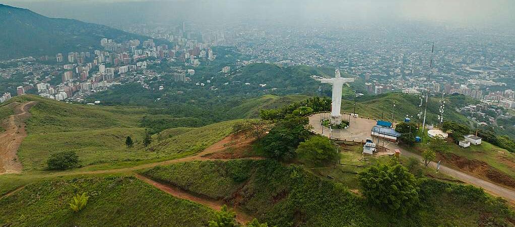 Panorámica de Cali, sede de la COP16.