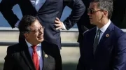 El Presidente de Colombia, Gustavo Petro; y el Presidente de Paraguay, Santiago Peña. 