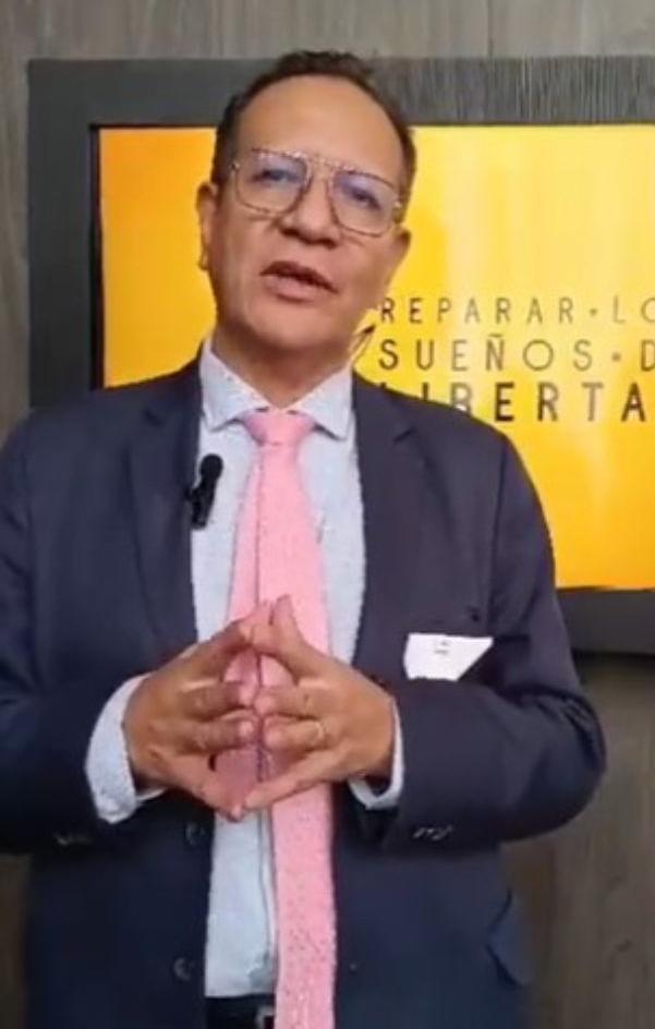Luis Guillermo Pérez, Superintendente de Subsidio Familiar.