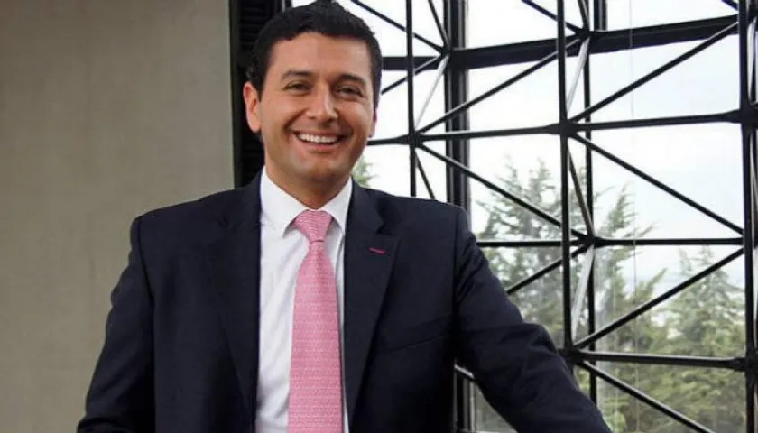  Jorge Castaño,  superintendente financiero.