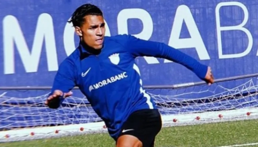 Tarik Mebarak, futbolista.