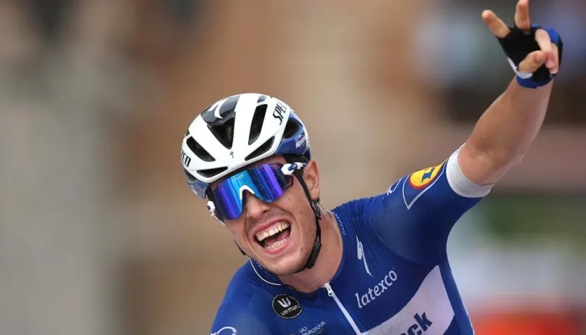 El francés Remi Cavagna (Deceuninck Quick Step), ganador de la etapa en Toledo.