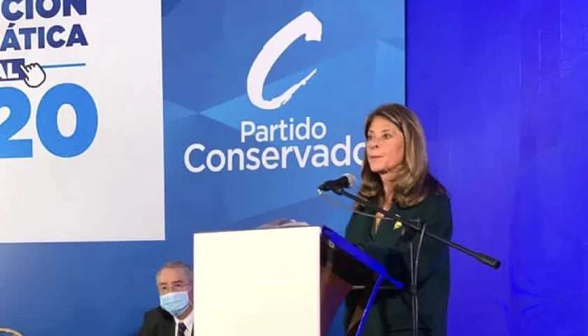 La Vicepresidenta Marta Lucía Ramírez ante la convención conservadora.