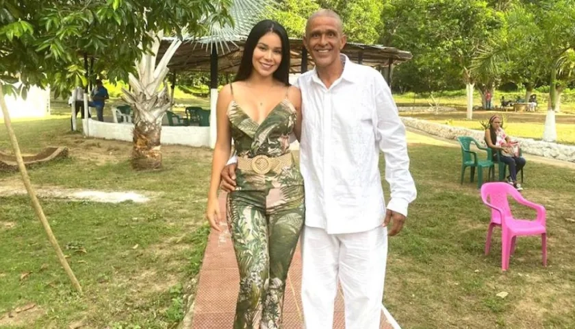La modelo y actriz Gisselle Rada Pérez, con su padre Pepe.