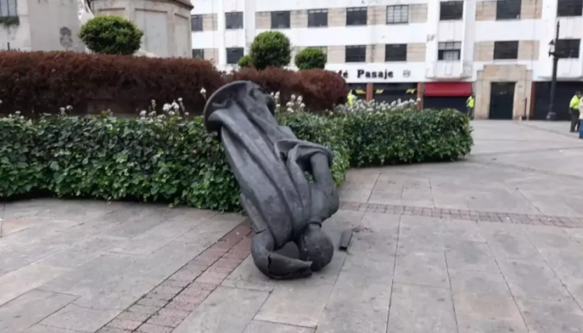 La estatua de Gonzalo Jiménez de Quesada en Bogotá.