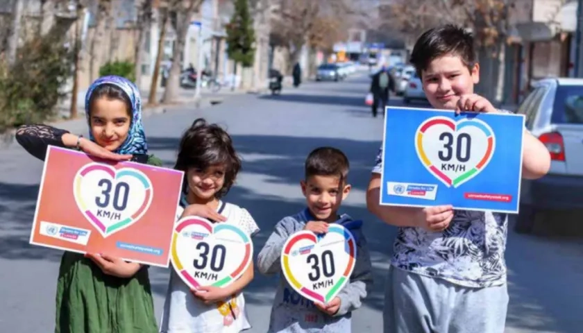 La 6ª Semana Mundial para la Seguridad Vial busca disminuir a 30 km/hora la velocidad en ciudades.