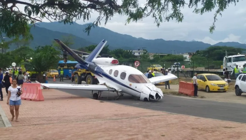 La avioneta SF-50 Cirrus accidentada en Santa Marta.