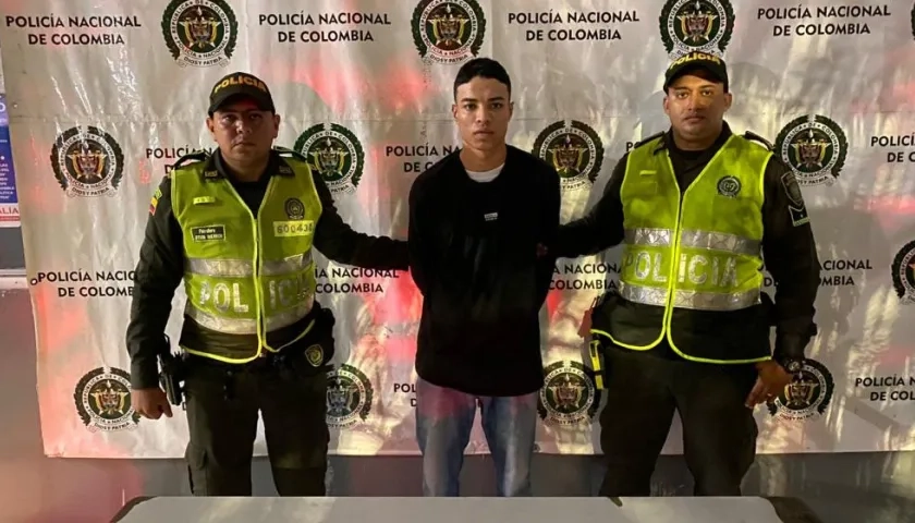 Juan Pablo Martínez Henao capturado por la Policía.