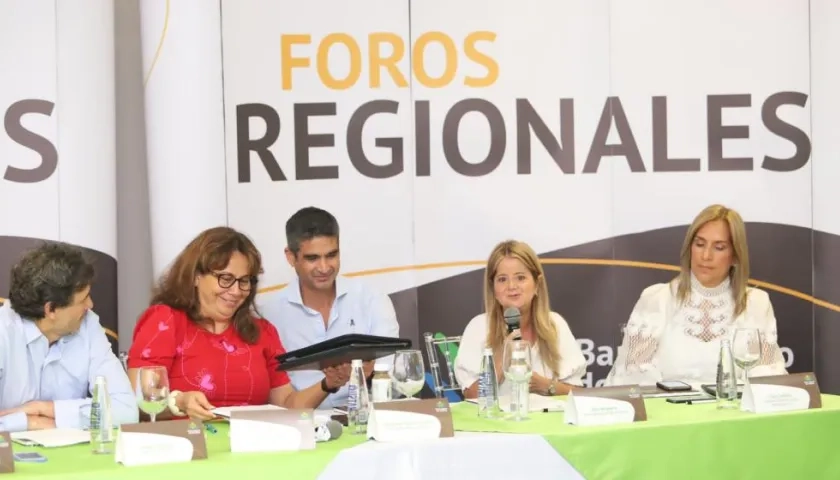 La gobernadora Elsa Noguera intervino en el Foro Agropecuario del Banco Agrario de Colombia,