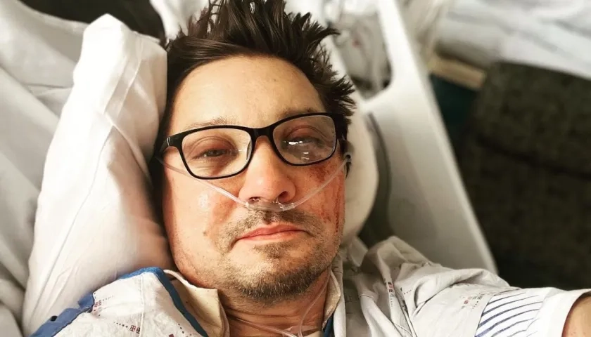 Jeremy Renner, actor de “The Avengers” , con la imagen que compartió en redes sociales.