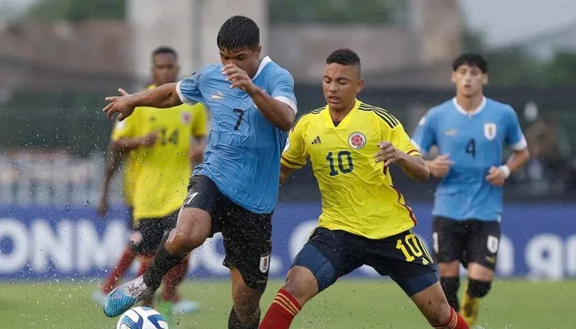 Jordan Barrera fue el más destacado de Colombia contra Uruguay.