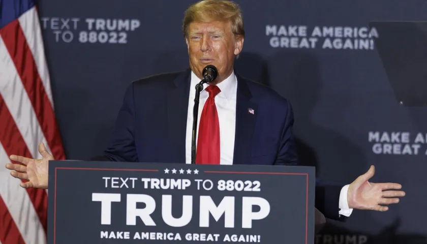 El expresidente Donald Trump en un acto de campaña en Nuevo Hampshire. 