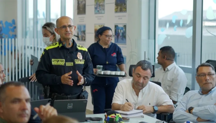 Comandante de la Policía General Jorge Urquijo durante el consejo de seguridad.