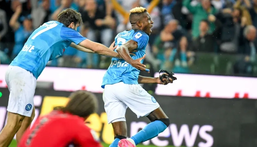 El nigeriano Victor Osimhen marcó el gol del empate del Nápoles ante Udinese.